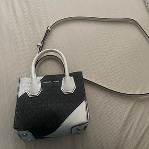Michael Kors Mini Bag